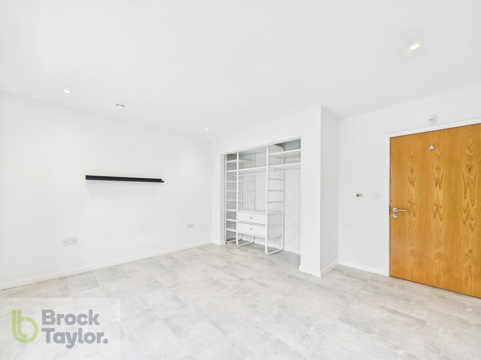 4 bed detached house for sale in Blunts Wood Road, Haywards Heath  - Property Image 15