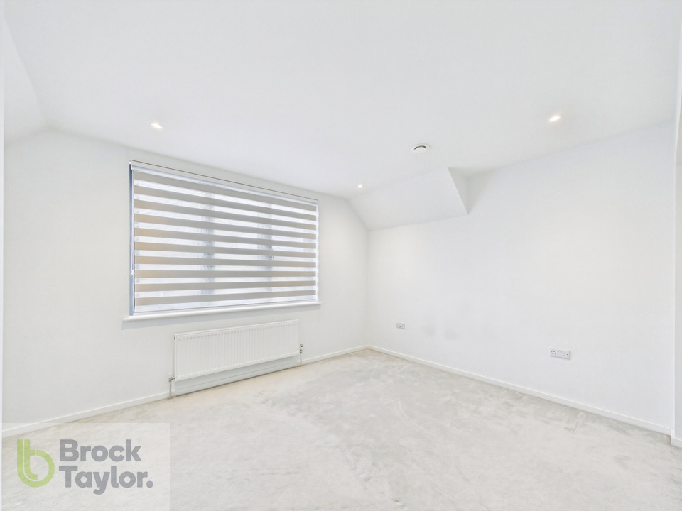 4 bed detached house for sale in Blunts Wood Road, Haywards Heath  - Property Image 19