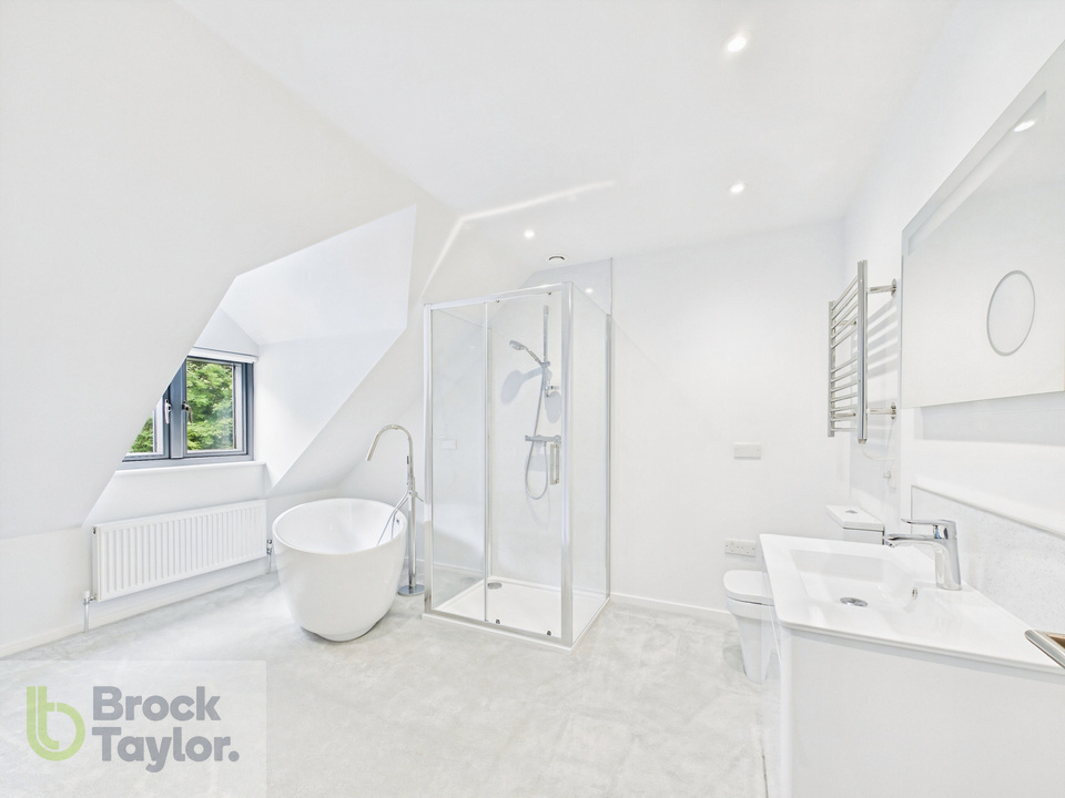 4 bed detached house for sale in Blunts Wood Road, Haywards Heath  - Property Image 21
