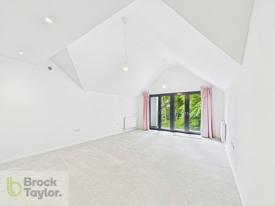 4 bed detached house for sale in Blunts Wood Road, Haywards Heath  - Property Image 20