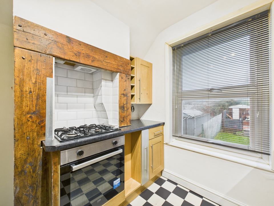 1 bed commercial property for sale in Queen Street, Horsham  - Property Image 13