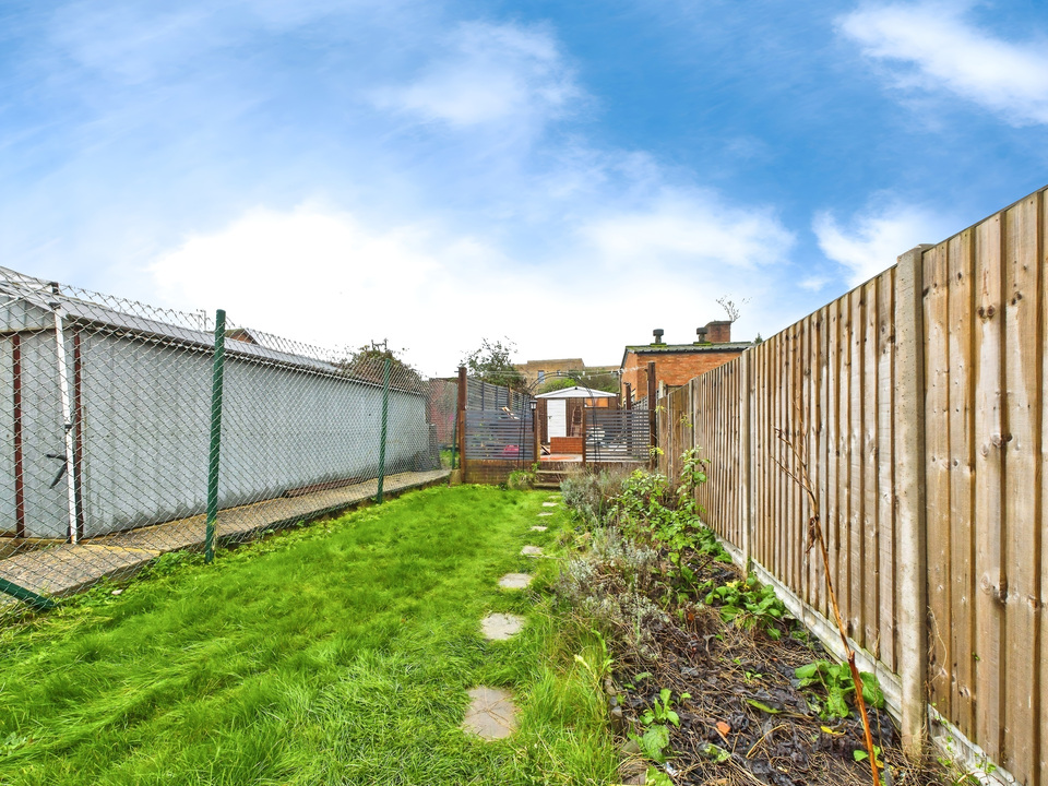 1 bed commercial property for sale in Queen Street, Horsham  - Property Image 10