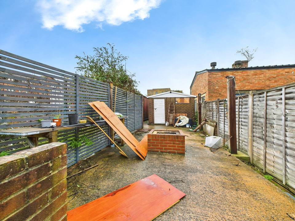 1 bed commercial property for sale in Queen Street, Horsham  - Property Image 7