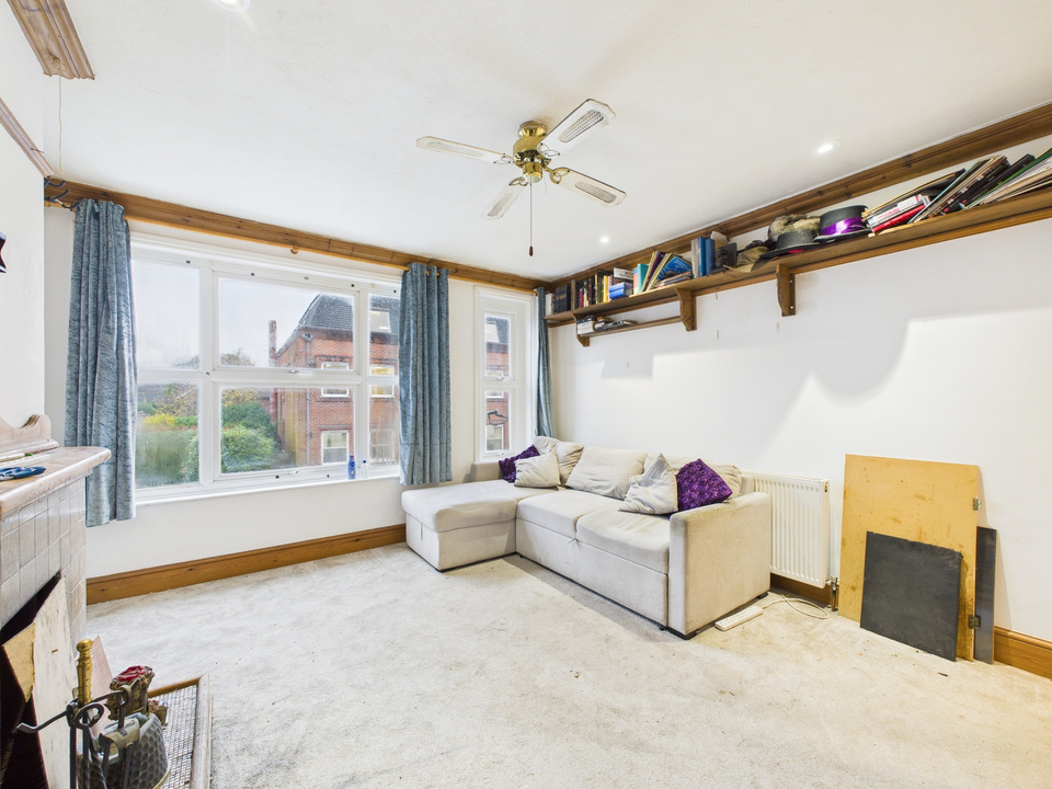 1 bed commercial property for sale in Queen Street, Horsham  - Property Image 12