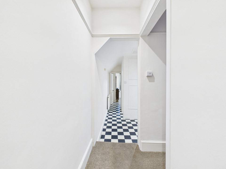 1 bed commercial property for sale in Queen Street, Horsham  - Property Image 14