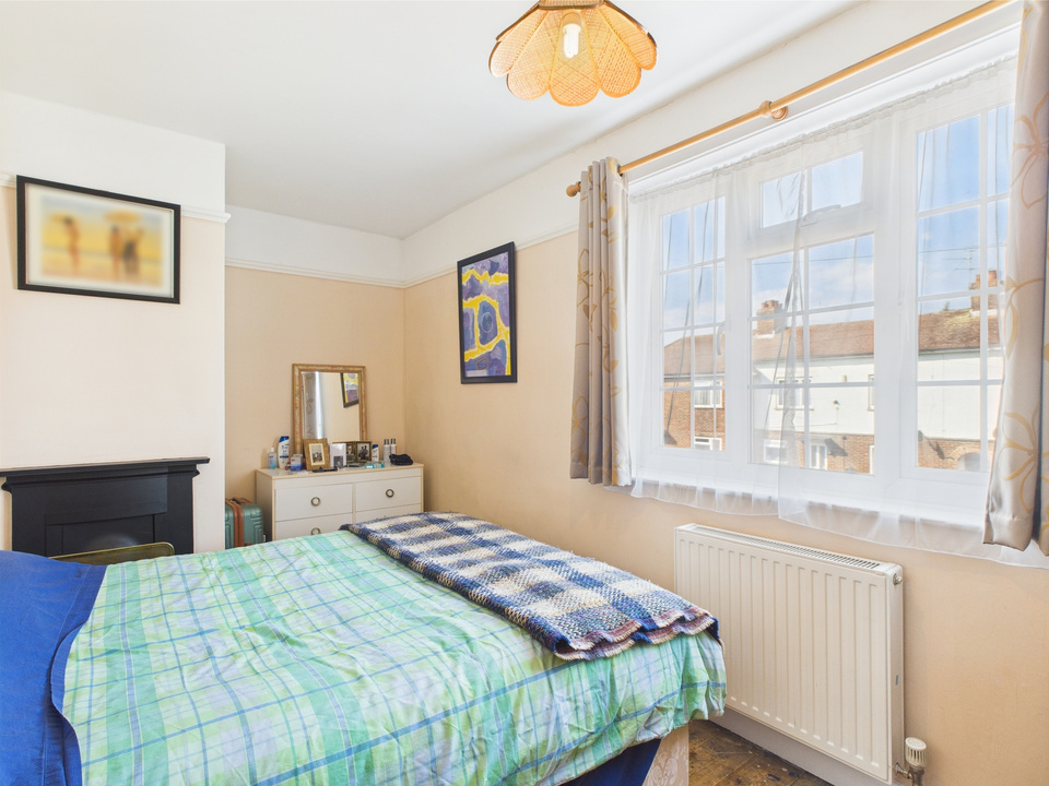 3 bed terraced house for sale in Bennetts Road, Horsham - Property Image 5