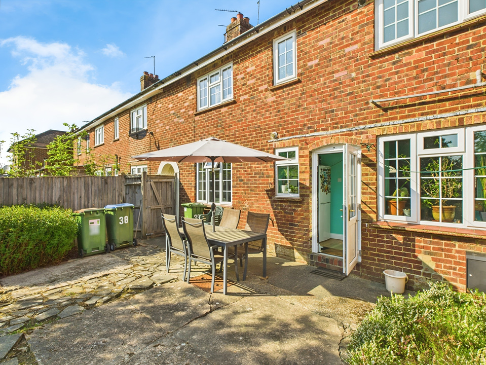 3 bed terraced house for sale in Bennetts Road, Horsham - Property Image 8