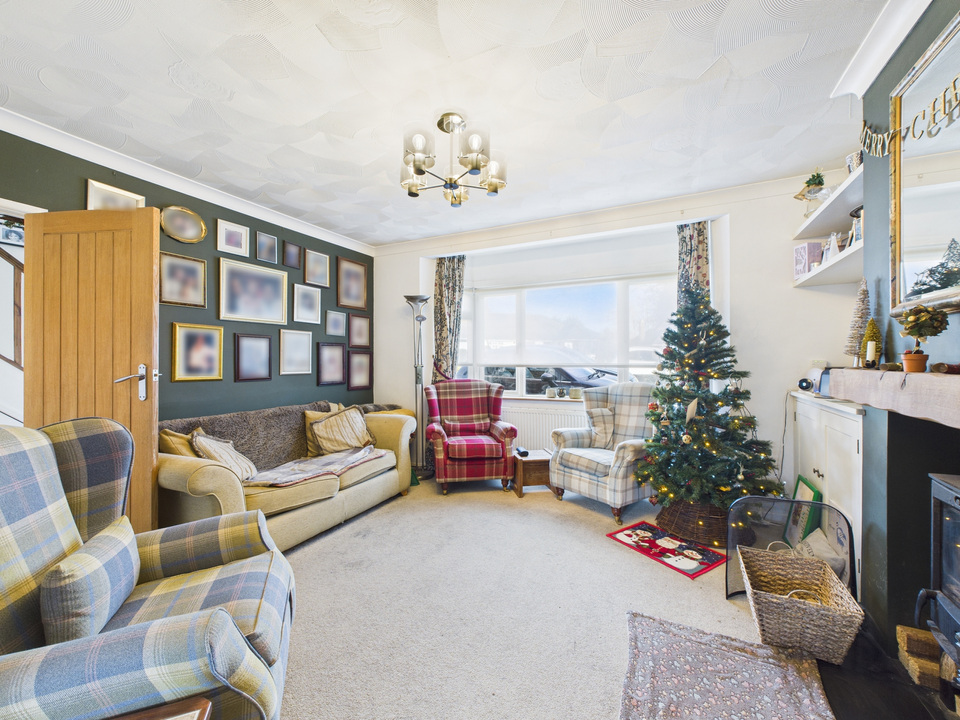 4 bed semi-detached house for sale in Hill Mead, Horsham, West Sussex  - Property Image 12