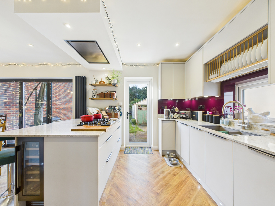 4 bed semi-detached house for sale in Hill Mead, Horsham, West Sussex  - Property Image 13