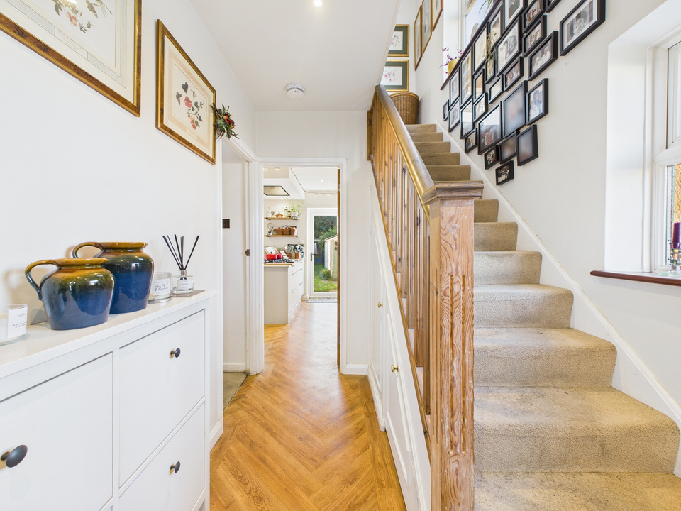 4 bed semi-detached house for sale in Hill Mead, Horsham, West Sussex  - Property Image 11