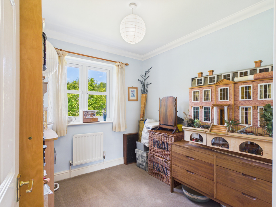 4 bed detached house for sale in Primrose Copse, Horsham  - Property Image 8