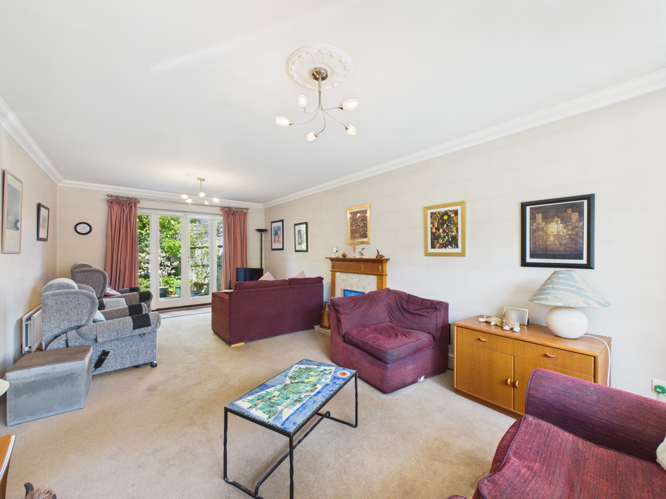 4 bed detached house for sale in Primrose Copse, Horsham  - Property Image 4