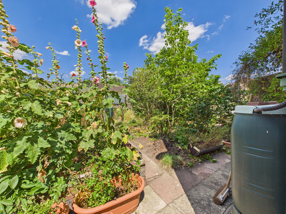 4 bed detached house for sale in Primrose Copse, Horsham  - Property Image 9