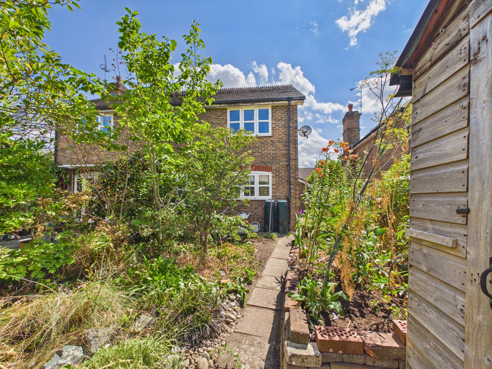 4 bed detached house for sale in Primrose Copse, Horsham  - Property Image 2