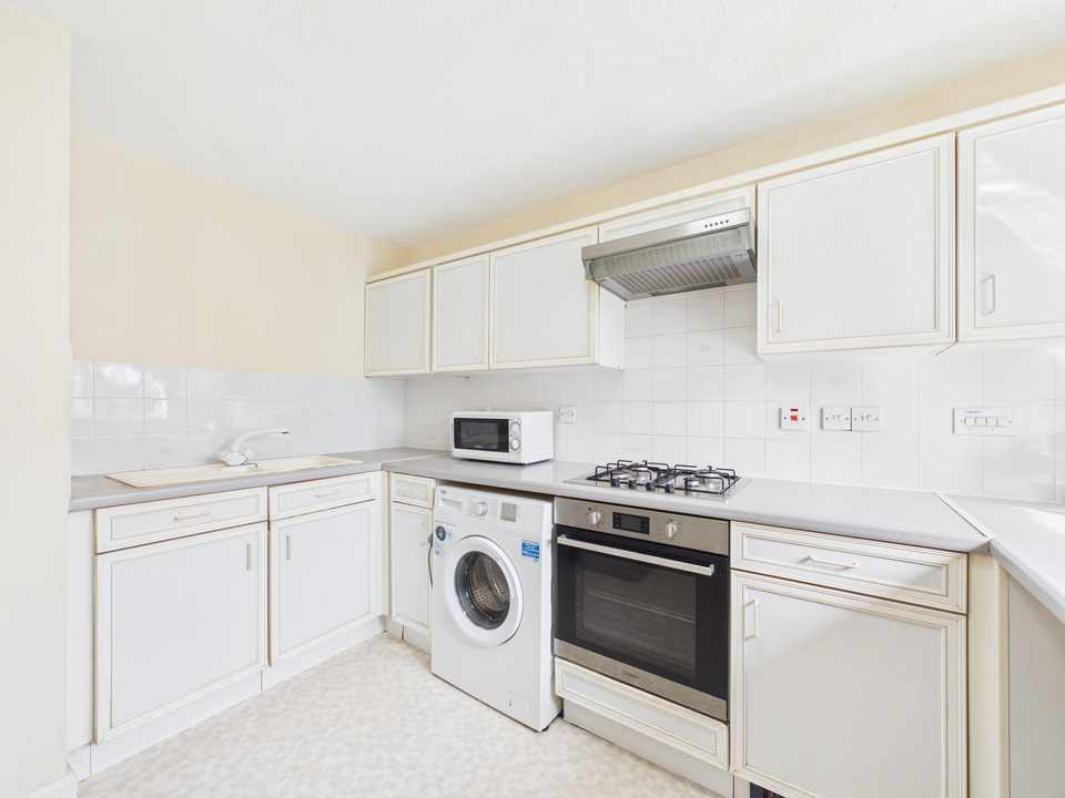 1 bed apartment for sale in Greenacres, North Parade, Horsham, West Sussex  - Property Image 10