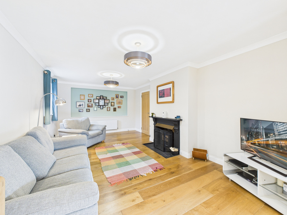 4 bed detached house for sale in Little Homefield, Brighton Road, Mannings Heath, Horsham - Property Image 17