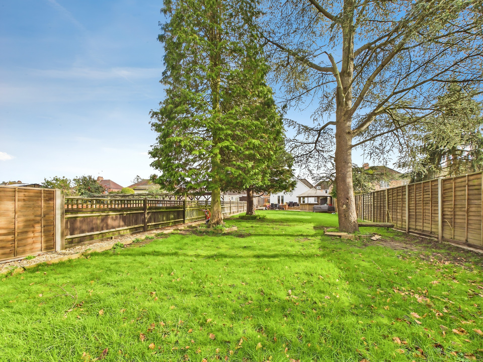 5 bed for sale in Hillside, Horsham  - Property Image 21