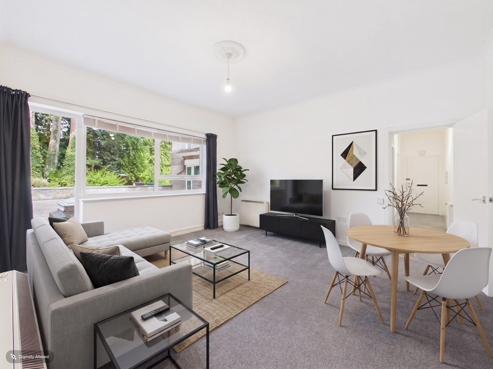 2 bed apartment for sale in North Ash, Hawthorn Close, Horsham, RH12 2BW  - Property Image 2