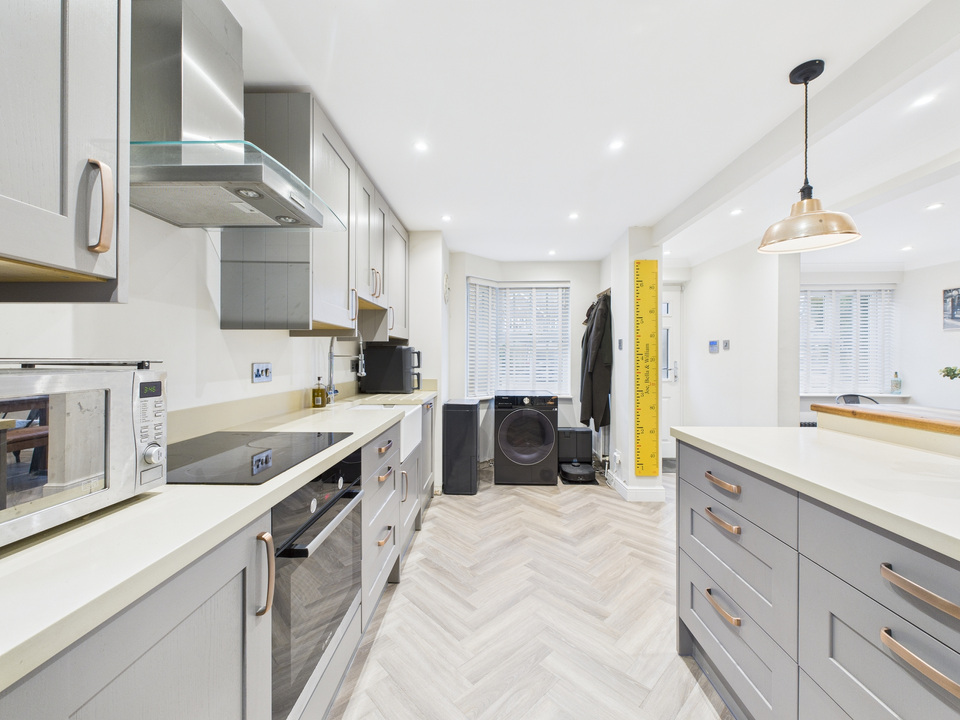 4 bed detached house for sale in Ropeland Way, Horsham, West Sussex  - Property Image 4