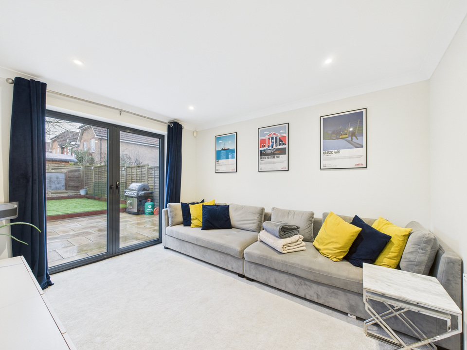 4 bed detached house for sale in Ropeland Way, Horsham, West Sussex  - Property Image 11