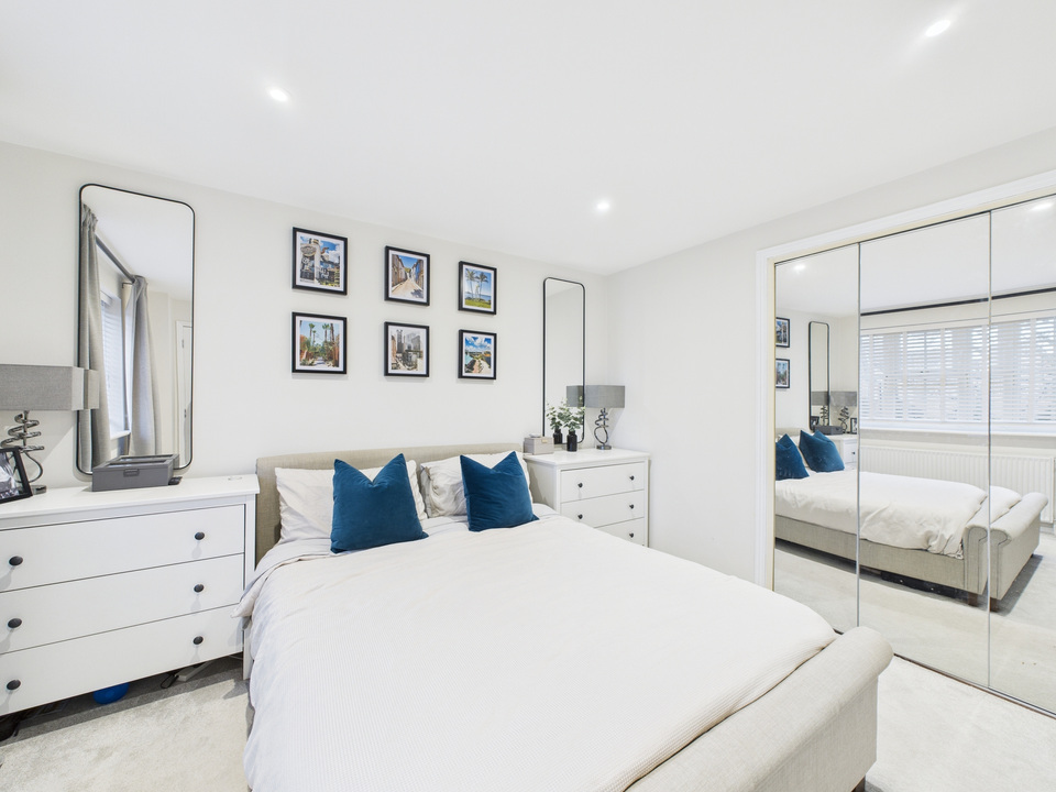 4 bed detached house for sale in Ropeland Way, Horsham, West Sussex  - Property Image 15