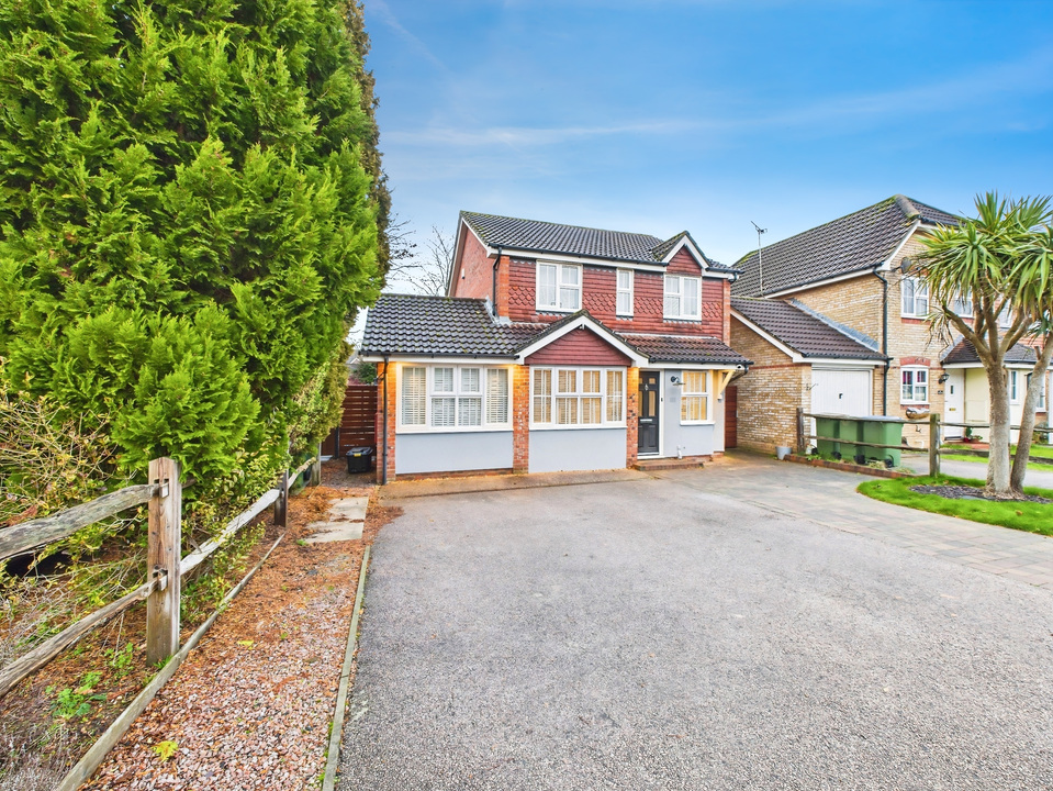 4 bed detached house for sale in Ropeland Way, Horsham, West Sussex  - Property Image 20