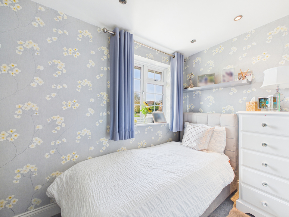 2 bed terraced house for sale in Timber Mill, Southwater, Horsham  - Property Image 7