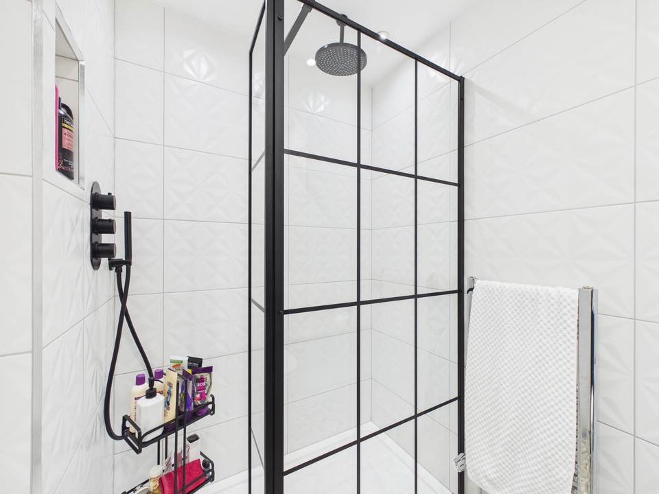 2 bed terraced house for sale in Timber Mill, Southwater, Horsham  - Property Image 8