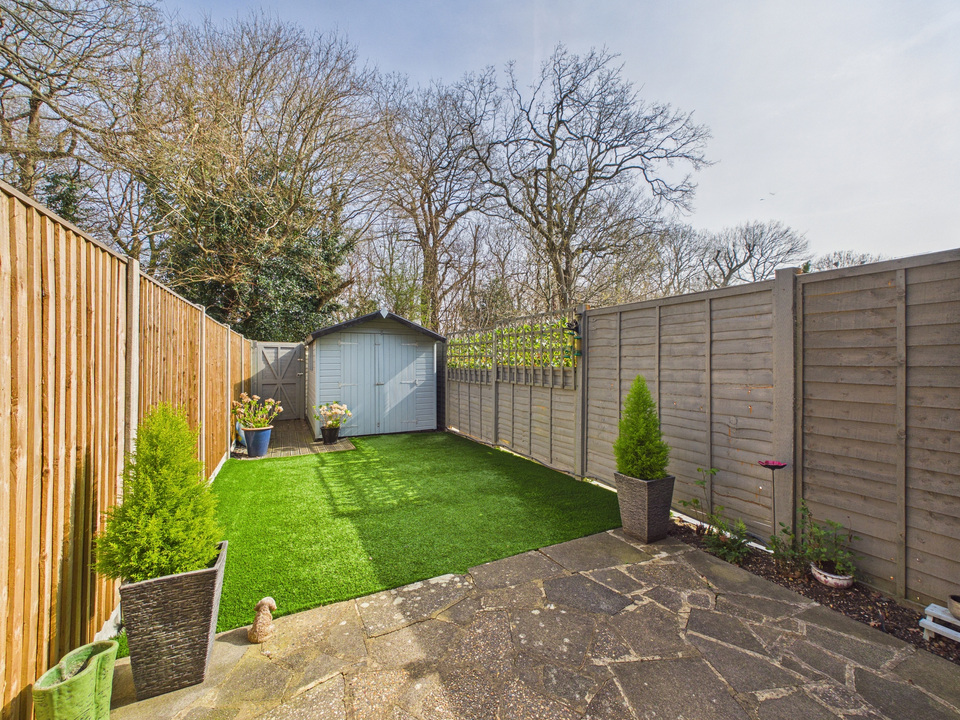 2 bed terraced house for sale in Timber Mill, Southwater, Horsham  - Property Image 10