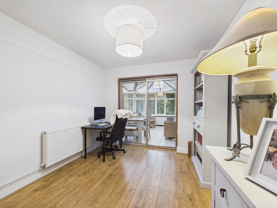 3 bed link detached house for sale in Shelley Drive, Broadbridge Heath, Horsham  - Property Image 13