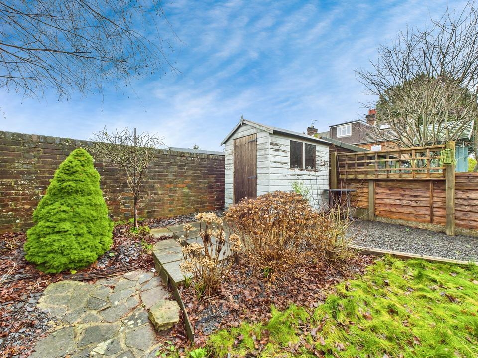 2 bed semi-detached house for sale in Gladstone Road, Horsham, West Sussex - Property Image 18