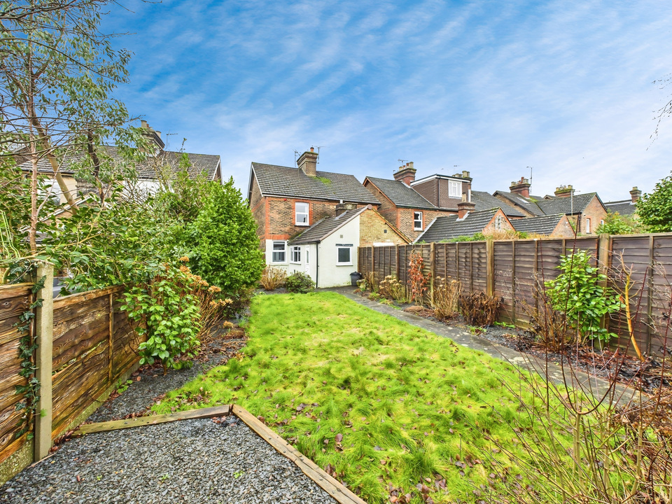 2 bed semi-detached house for sale in Gladstone Road, Horsham, West Sussex - Property Image 10