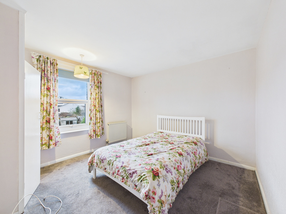 2 bed semi-detached house for sale in Gladstone Road, Horsham, West Sussex - Property Image 16