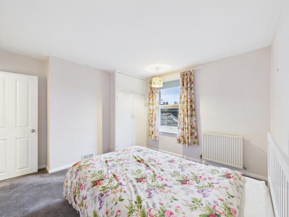 2 bed semi-detached house for sale in Gladstone Road, Horsham, West Sussex - Property Image 6