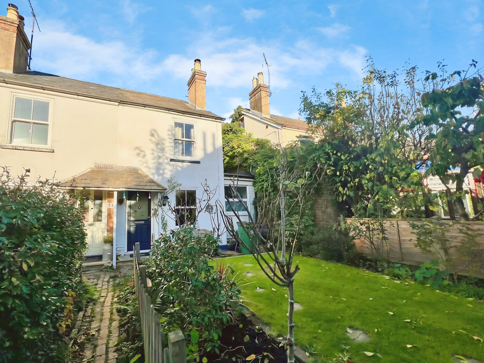 2 bed semi-detached house for sale in Park Terrace West Gardens - Property Image 1