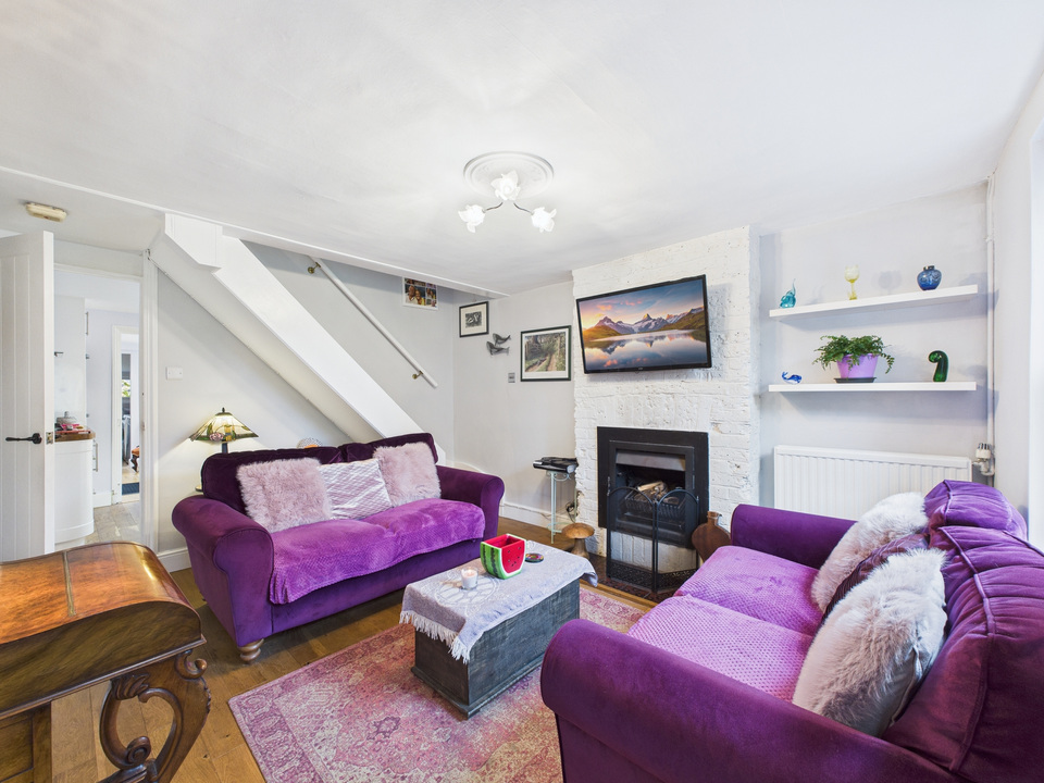 2 bed semi-detached house for sale in Park Terrace West Gardens  - Property Image 2