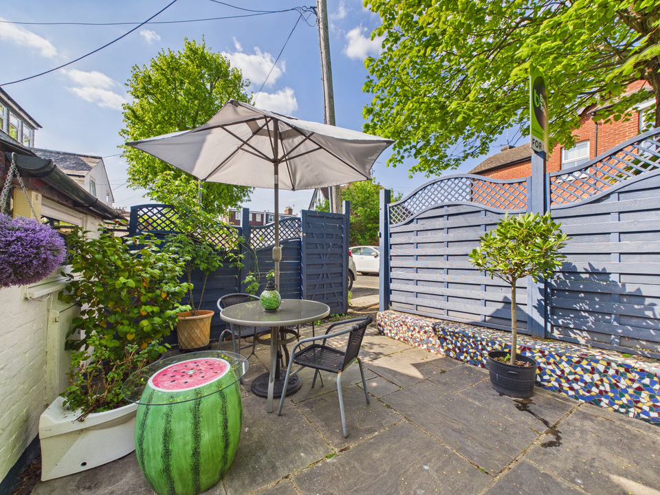 2 bed semi-detached house for sale in Park Terrace West Gardens  - Property Image 8