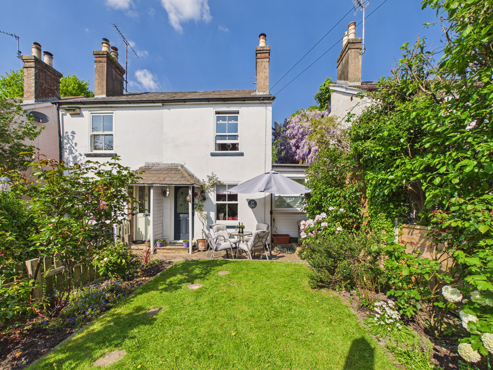 2 bed semi-detached house for sale in Park Terrace West Gardens  - Property Image 1