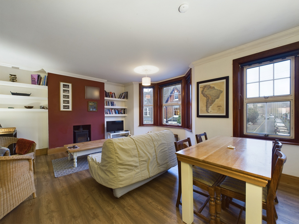 1 bed apartment for sale in Wellington Road, Horsham - Property Image 2