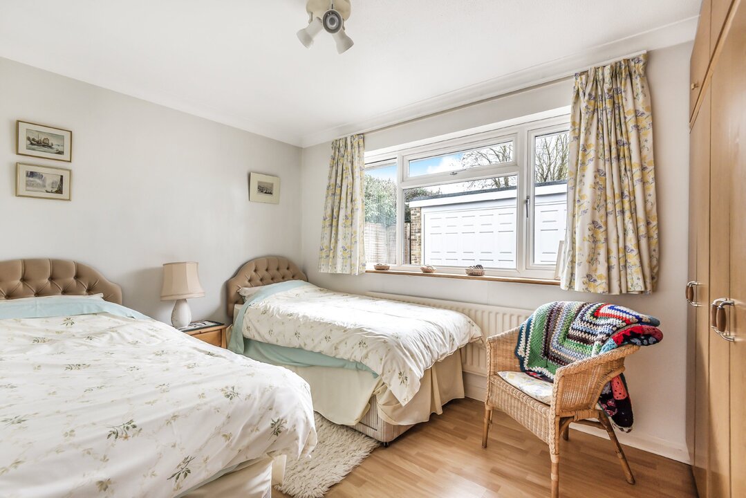 4 bed detached bungalow for sale in Park Street, Slinfold, Horsham  - Property Image 8