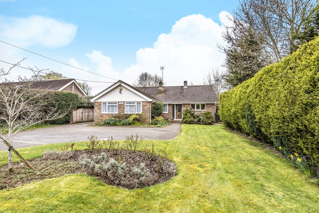 4 bed detached bungalow for sale in Park Street, Slinfold, Horsham  - Property Image 12