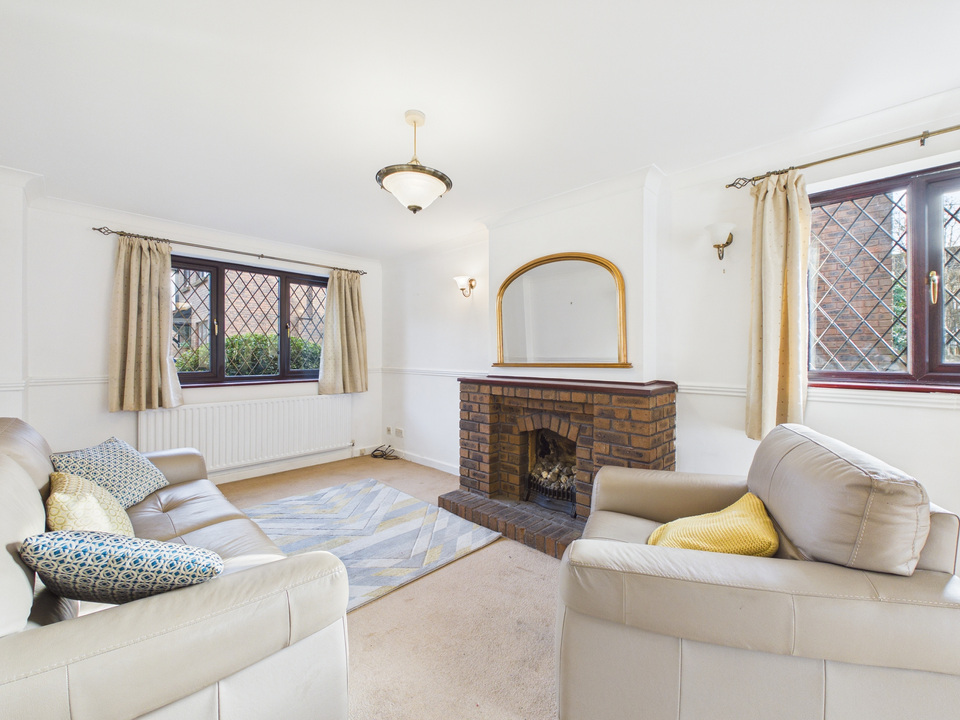 4 bed detached house for sale in The Willows, Pondtail Close, Horsham  - Property Image 3