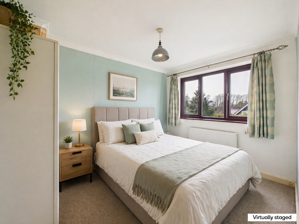 4 bed detached house for sale in The Willows, Pondtail Close, Horsham  - Property Image 7