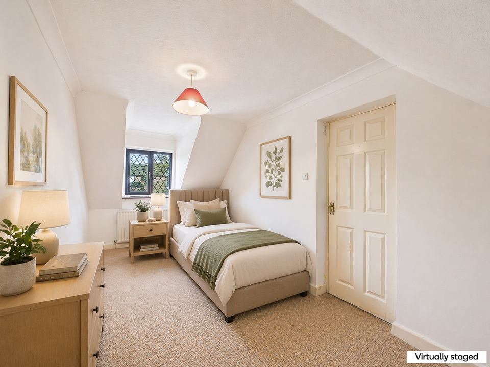 4 bed detached house for sale in The Willows, Pondtail Close, Horsham  - Property Image 14