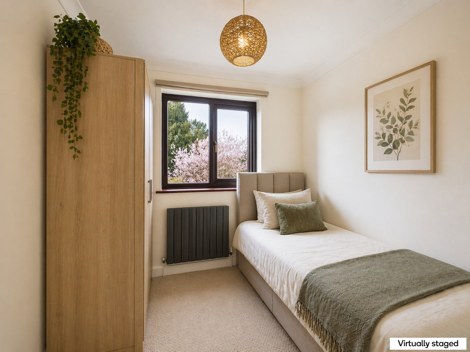 4 bed detached house for sale in The Willows, Pondtail Close, Horsham  - Property Image 15