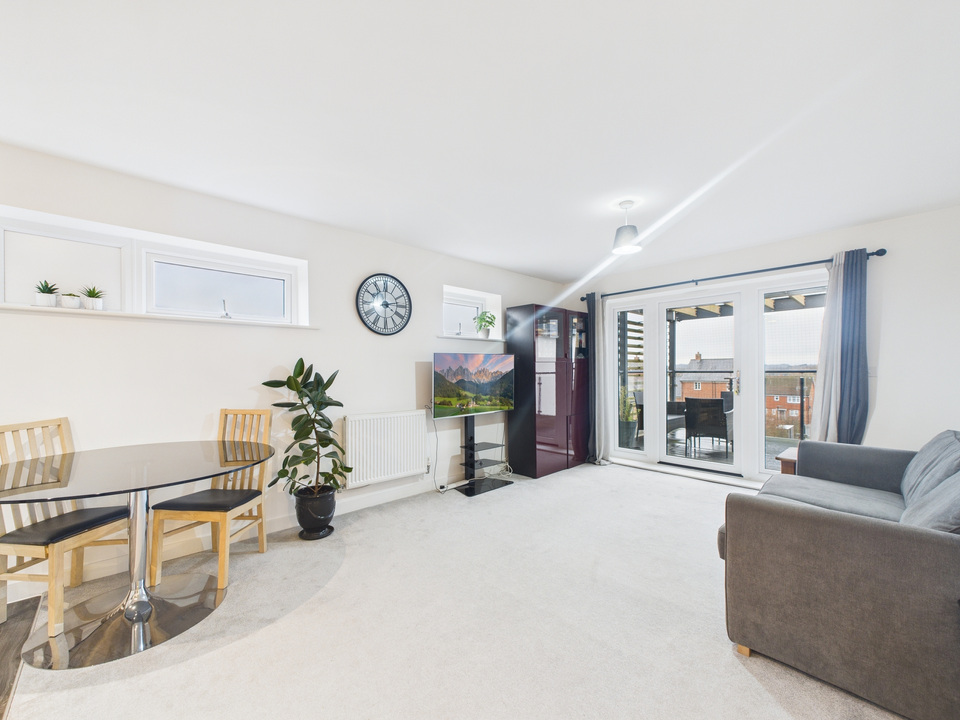 2 bed apartment for sale in Flat 29, Wickhurst Square, Sargent Way, Broadbridge Heath, Horsham, Sussex  - Property Image 9