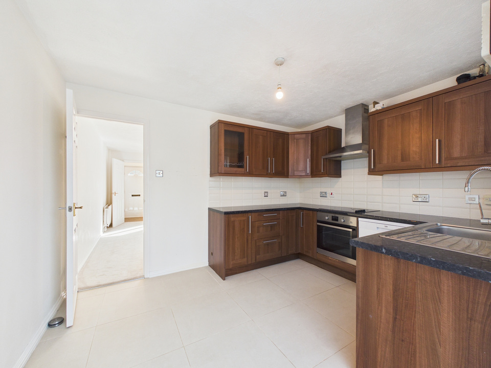 2 bed end of terrace house for sale in Ropeland Way, Horsham  - Property Image 9