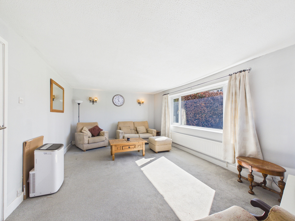 3 bed detached bungalow for sale in Gayles, Blackbridge Lane, Horsham - Property Image 2