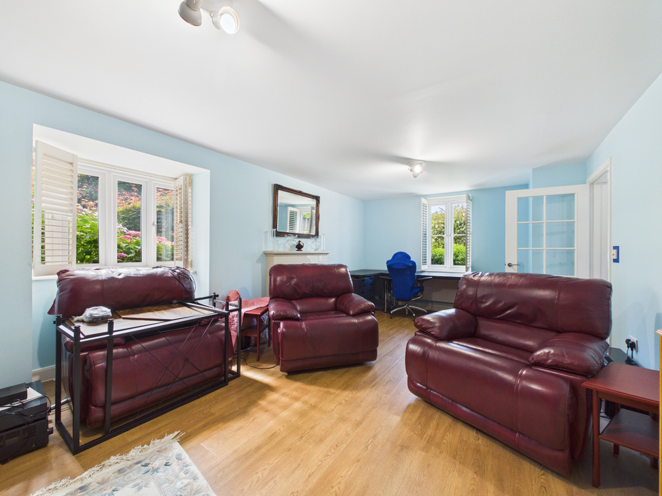 4 bed detached house for sale in Harding Lane, Broadbridge Heath, Horsham  - Property Image 14