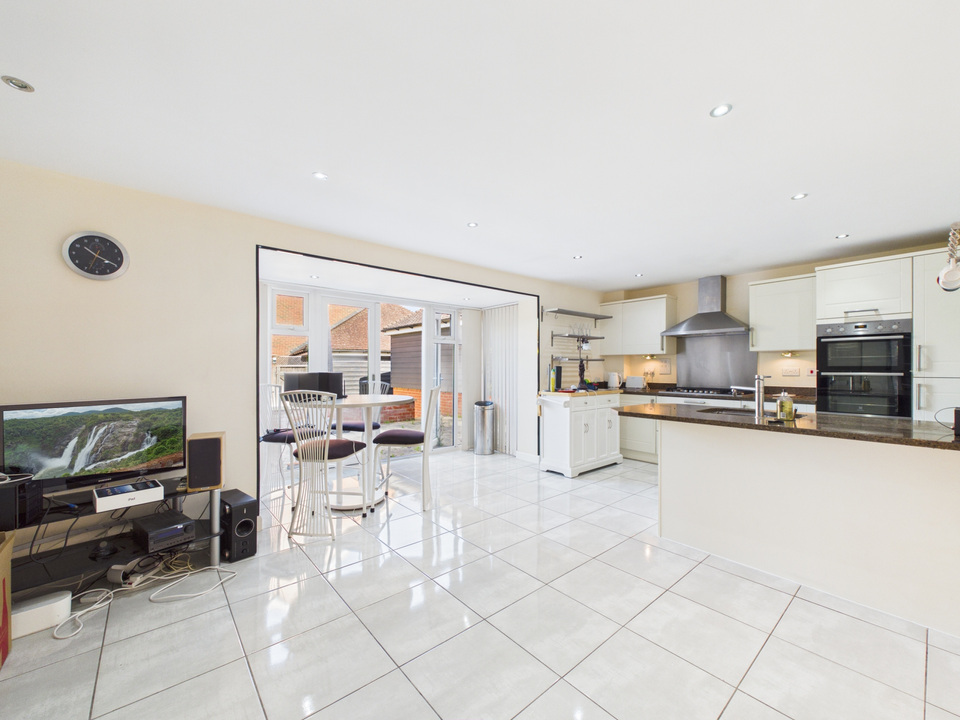 4 bed detached house for sale in Harding Lane, Broadbridge Heath, Horsham  - Property Image 3
